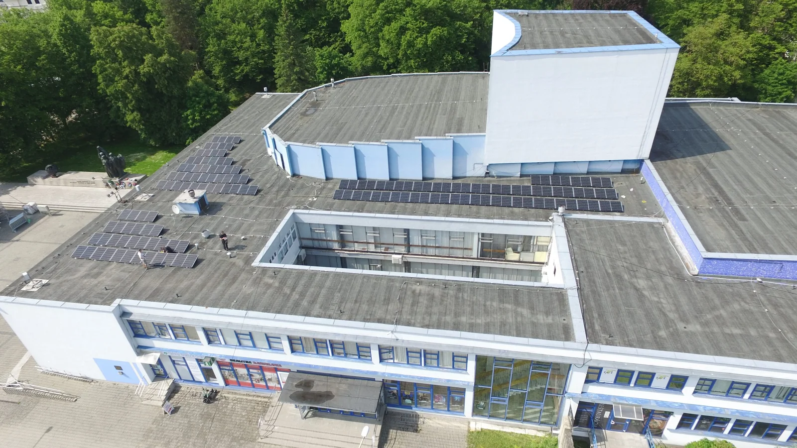 Montáž fotovoltiky na streche rodinného domu v Humennom